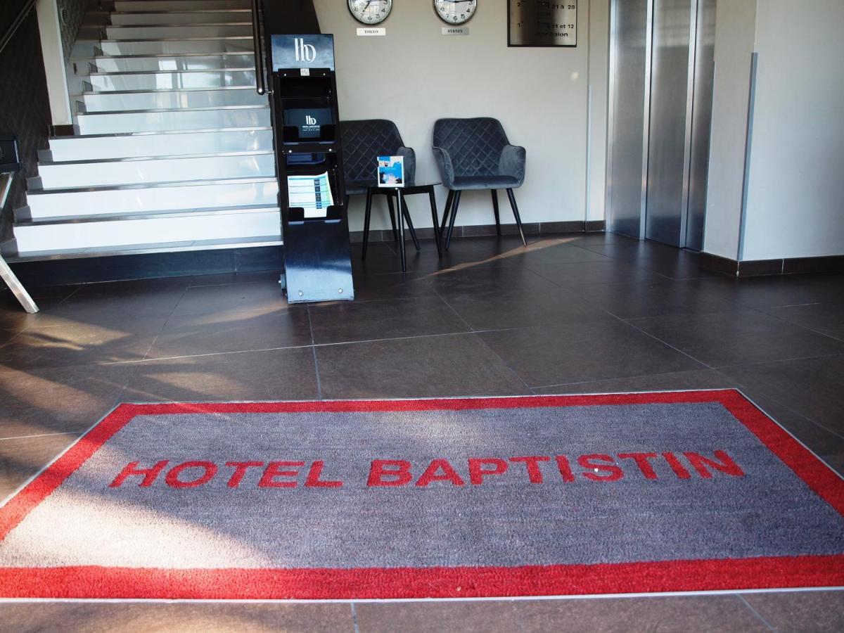 Hotel Baptistin Le Lavandou Exteriör bild